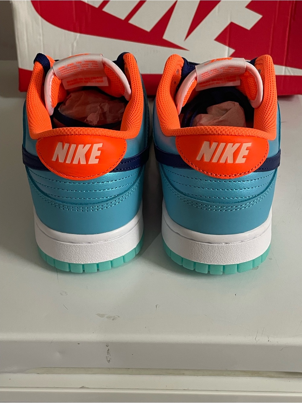 Nike Dunk Low SE Mens 10 Baltic Blue Total Orange New - Picture 3 of 5